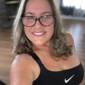 Meet your Posher, Neisy